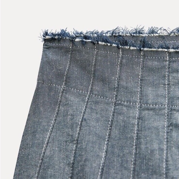 NWT. Zara ZW Collection Blue/Gray Pleated High-Waist Midi Skirt. Size L. - Picture 8 of 12